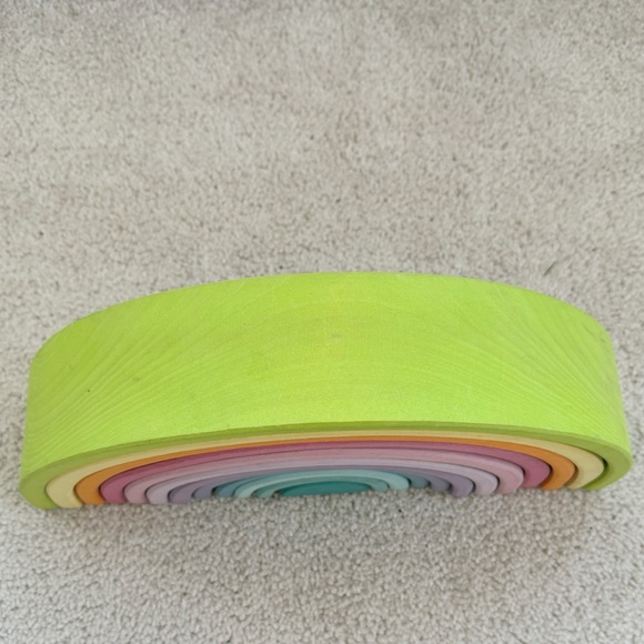 Grimm’s Large Pastel Rainbow - Picture 3 of 4